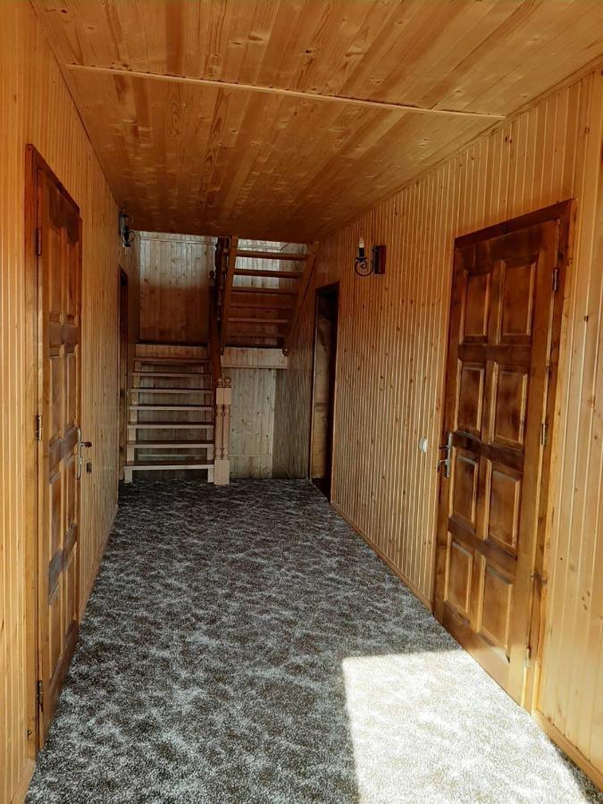 У Павла Hotell Jablunytsja Eksteriør bilde